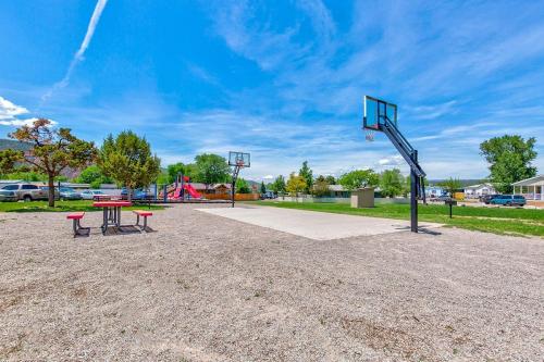 Aspen Basalt Mobile Home Park Basketball Court